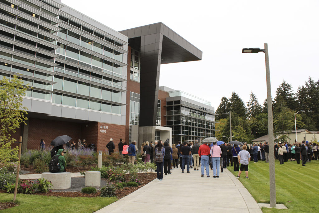 A crowd of community members, politicians, educators and students gather at the official ribbon-cutting for Clark College’s new $40 million STEM (science, technology, engineering and mathematics) building on Mon., Oct. 3. Photo by Kelly Moyer.