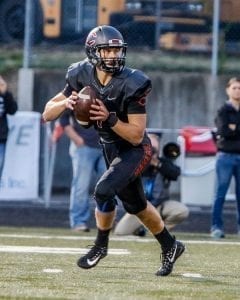 Camas quarterback Kyle Allen (14) threw for 330 yards in the Papermakers’ 40-0 victory over Auburn Riverside last week. Photo by Mike Schultz