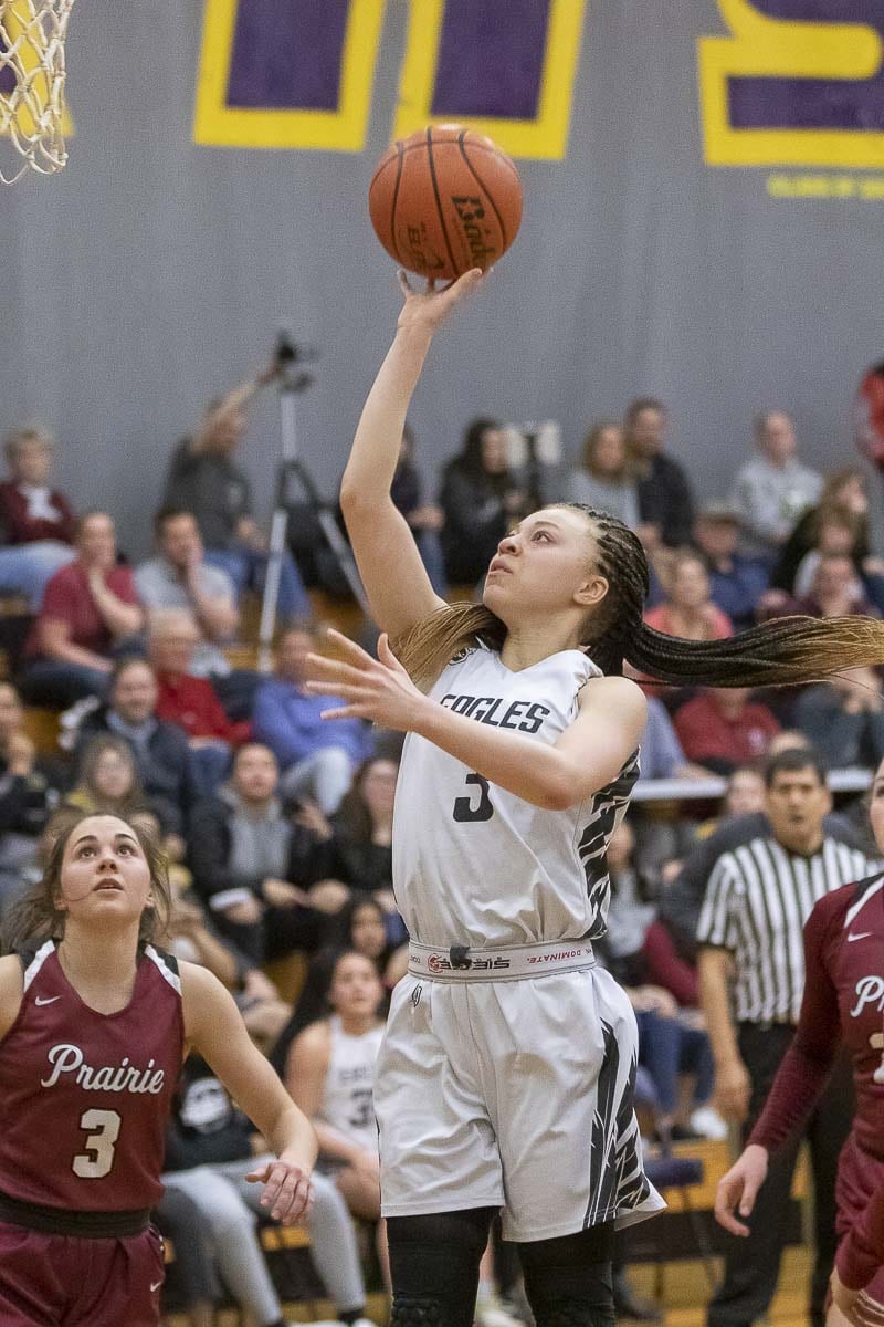 Paytin Ballard scored 14 points for Hudson’s Bay, including four in the fourth quarter to give the Eagles a 13-point lead. The Eagles needed that cushion, winning by one point. Photo by Mike Schultz