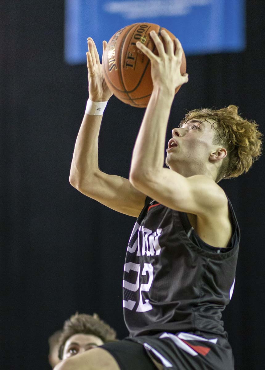Kaden Horn of Union had his game moving in the right direction all day Saturday. He led Union with 25 points in a 63-49 win over Glacier Peak in the third-place game at the state tournament. Photo courtesy Heather Tianen