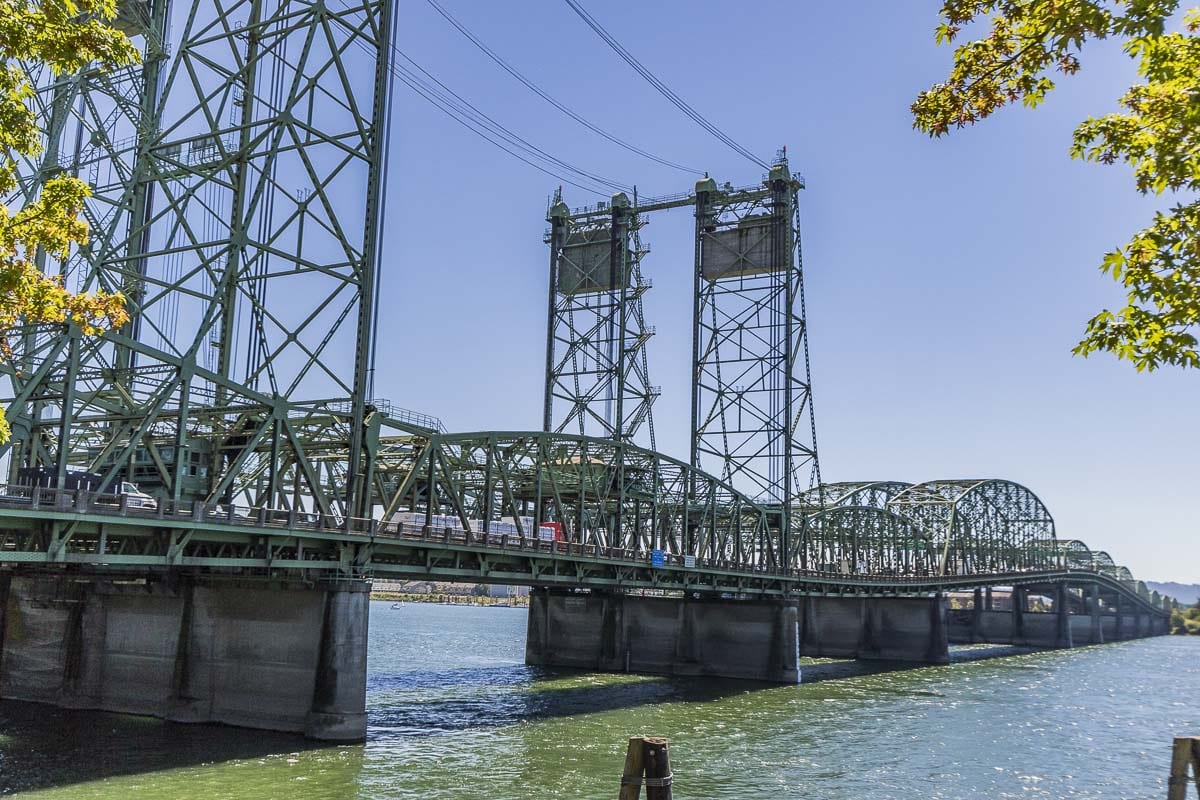The southbound span of the Interstate 5 Bridge will close to all traffic from 10 p.m. Sat., April 18 until 6 a.m. Sun., April 19. Photo by Mike Schultz