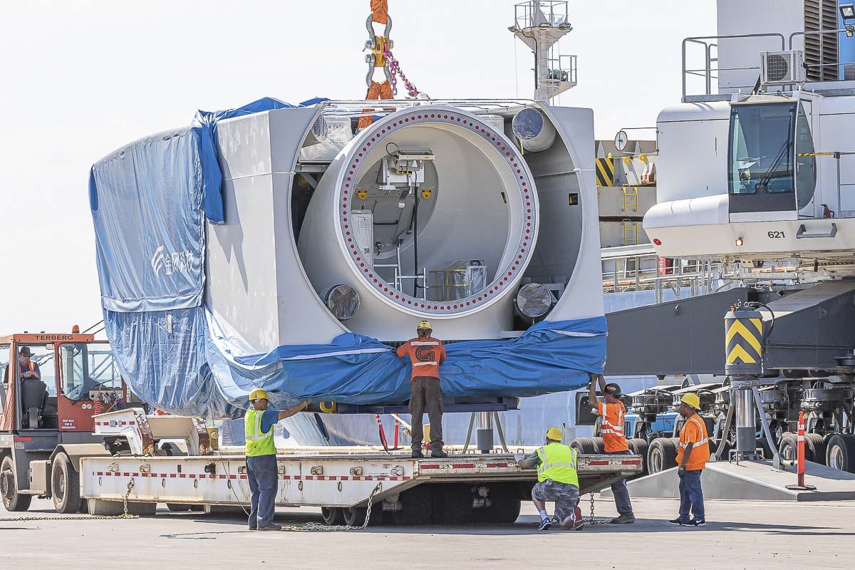 The delivery is a joint effort between the turbine manufacturer Goldwind Americas and the wind project owner Potentia Renewables. The port received a total of nine wind turbines including blades, nacelles, generators, hubs, tower sections and other sub-components. Photos by Mike Schultz