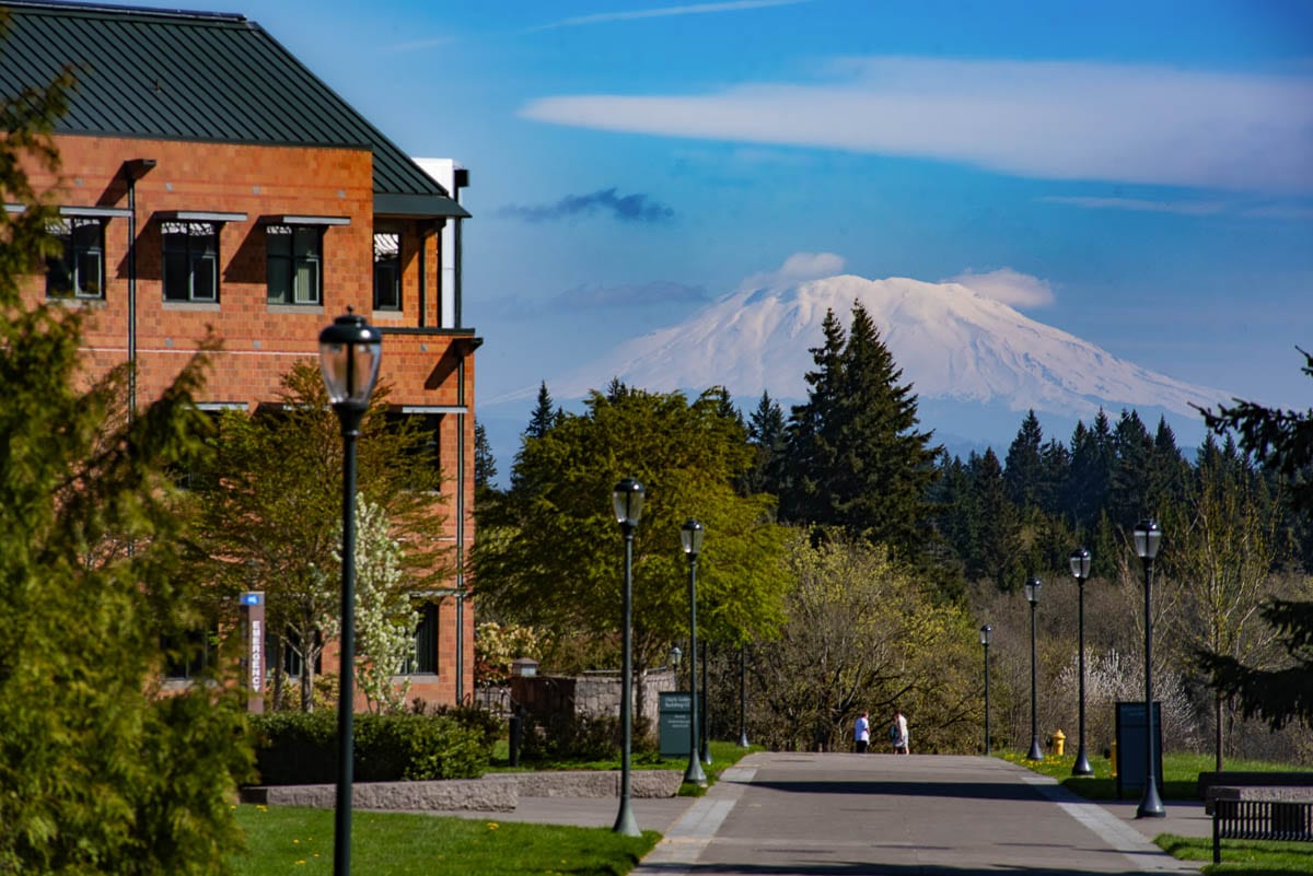 WSUV will host several online events to help students with applications for financial aid. Photo by Mike Schultz