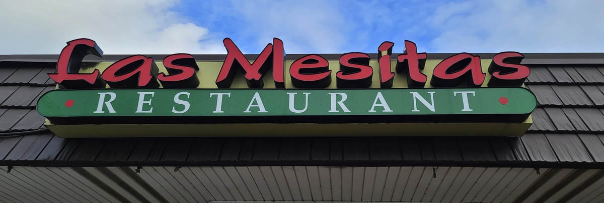 Las Mesitas Restaurant in Battle Ground was a victim of an apparent con game. A neighboring business, Five-Star Tattoo, raised funds for the restaurant. Photo by Paul Valencia