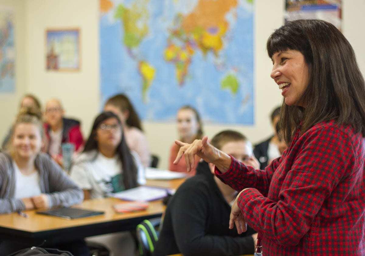 Kim Novak teaches American Sign Language (ASL) at Woodland High School (photo taken pre-pandemic). Photo courtesy of Woodland School District