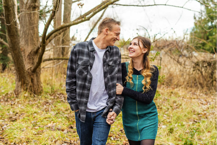 Eli Shubert and Erin Thum met while students at Lower Columbia College. Now, Shubert, who has family ties to Clark County, and Thum, a Vancouver woman, are set to tie the knot Wednesday before the Ridgefield Raptors home game. Photo courtesy Kali Photography