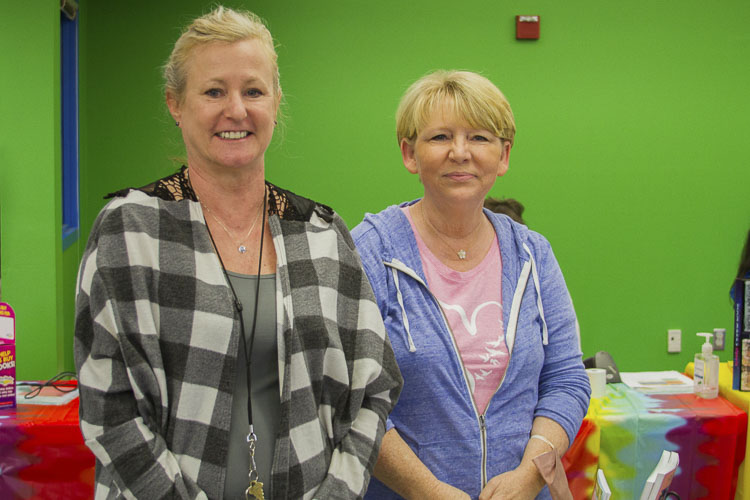 Debbie Sheldon and Patty Graybill work as paraeducators at North Fork Elementary School. Photo courtesy Woodland School District