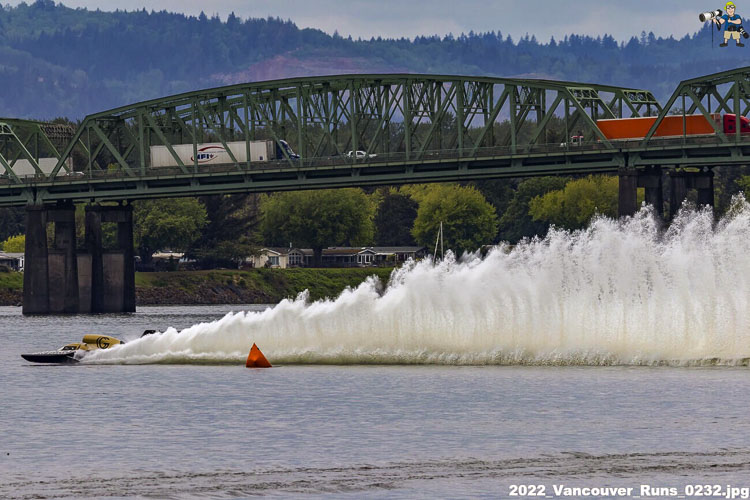 An H1 Unlimited Hydroplane race exhibition was held in Vancouver on May 20. Courtesy of Chris Denslow, Digital Roostertails/H1 Unlimited