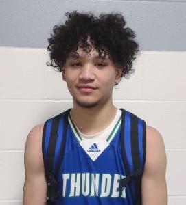 Isaiah Vargas of Mountain View was recently named the 3A GSHL’s player of the year. He scored a career-high 39 points in the tiebreaker win over Kelso earlier this week. Photo by Paul Valencia