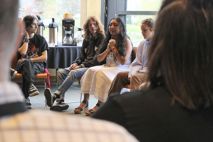 Washougal High School students Jason Carranza, Dawson Sprinkle, Daisha Paz-Mendoza, and Sydnee Momakov (left to right) share student perspectives on school culture, programs and policy with public education leaders from across the country. Photo courtesy Washougal School District