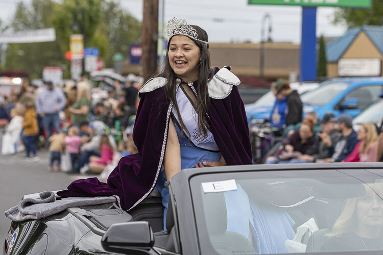 Miss Woodland Elideth Borja-Delgado, queen of the 2023 Planters Day Court, is shown here in the Planters Days Parade. Photo by Mike Schultz