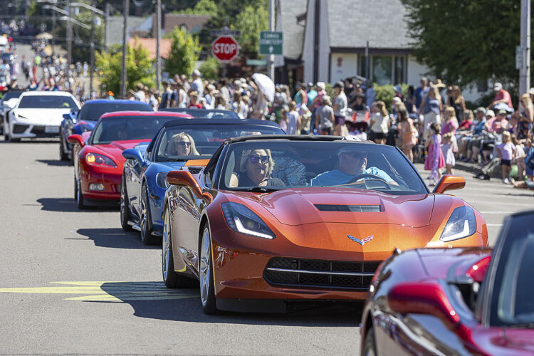 The Corvette Club was well represented in Saturday’s parade. Photo by Mike Schultz