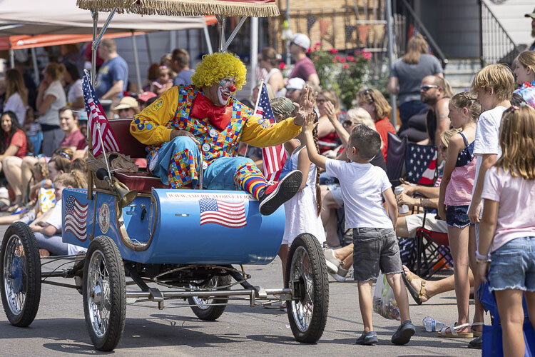 Who doesn’t love clowns? Photo by Mike Schultz