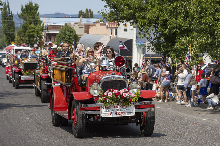 The Streissguth Family once again entered their antique fire engines in the Ridgefield parade. Photo by Mike Schultz