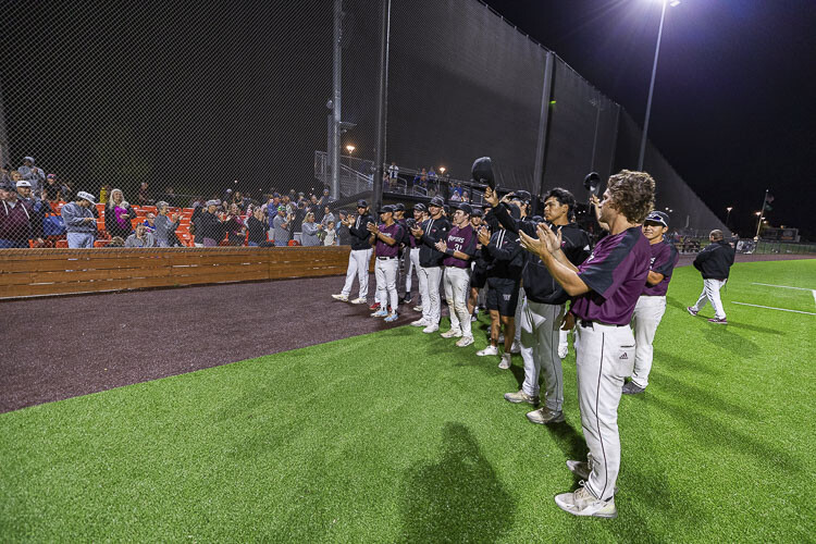 The Ridgefield Raptors thanked the fans after their season concluded Wednesday night in the West Coast League playoffs. Photo by Mike Schultz