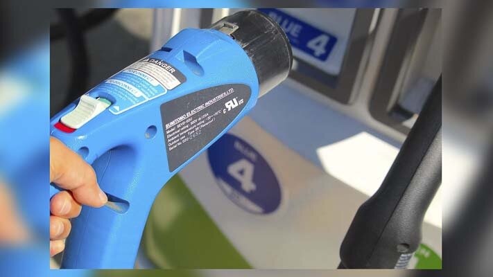 The state of Washington has a goal of ending the sale of new gasoline vehicles by 2035. Washington faces a daunting task of needing 3 million charging ports for electric vehicles by 2035, while currently having just 4,500, raising questions about funding and feasibility.