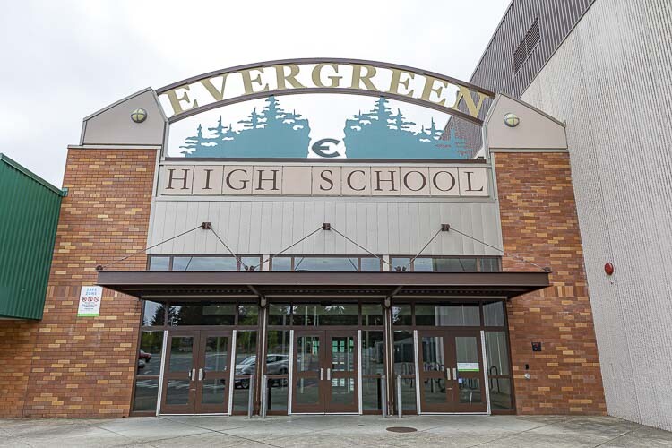 Following the lockdown of three Vancouver schools when shots were fired near Evergreen High School last Thursday, parents in Clark County are speaking up loud and clear: they want police back in area schools.
