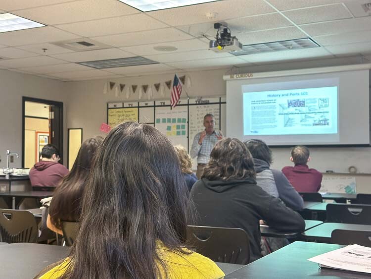David Ripp answers student questions in a Physical Science class at Washougal High School. Photo courtesy Washougal School District