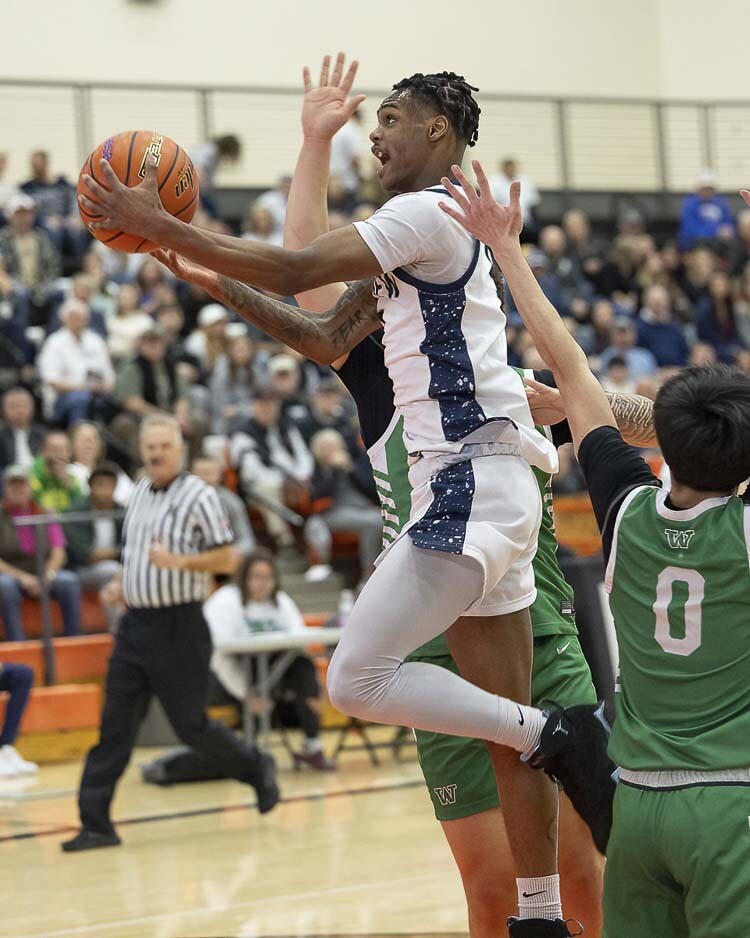 Demaree Collins of Skyview, shown here last week at state regionals, scored 31 points Thursday night in the Tacoma Dome. Skyview came up just short in the quarterfinals, though, falling to Davis of Yakima. Photo by Mike Schultz