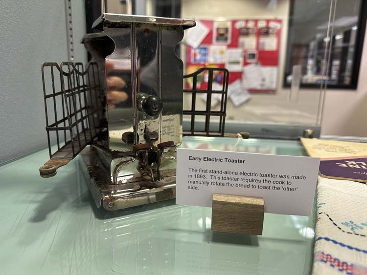 Early electric toaster on loan from Two Rivers Heritage Museum, now on display at Washougal High School. Photo courtesy Washougal School District