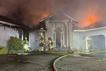 Clark-Cowlitz Fire Rescue extinguishes early morning Ridgefield house fire