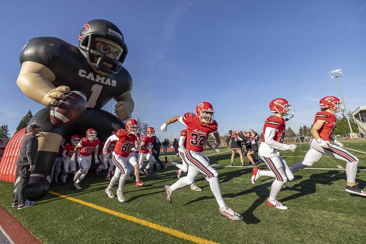 The Camas Papermakers brought “Kong” to McKenzie Stadium for their “home” playoff game Saturday against Gonzaga Prep. Photo by Mike Schultz