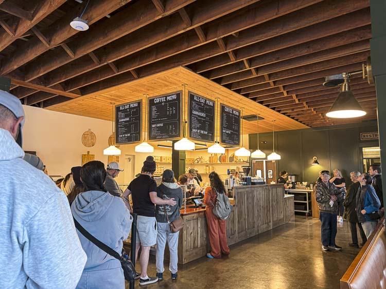 Worth the wait: Battle Ground locals lined up to support Al & Ernie’s Bakery Cafe on opening day. Photo by Andi Schwartz