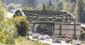 WSDOT will close I-5 lanes near Woodland April 1–3 for cable barrier repairs and debris removal.