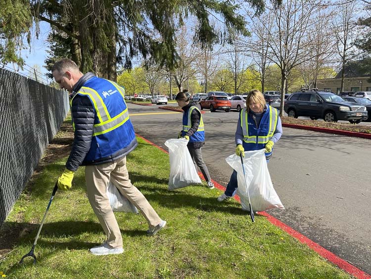On Wednesday in Vancouver., more than 50 Kaiser Permanente employees rolled up their sleeves to celebrate National Volunteer Month with a Vancouver community cleanup event in partnership with SOLVE. Photo courtesy Kaiser Permanente Northwest